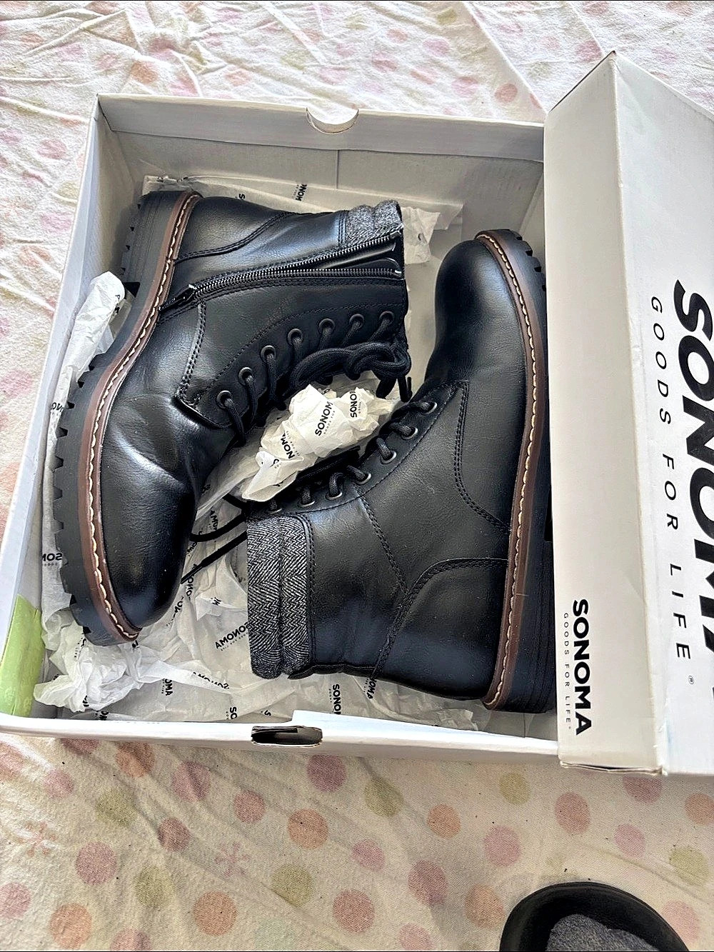 Sonoma Leather Combat Style Boots in Black US 8